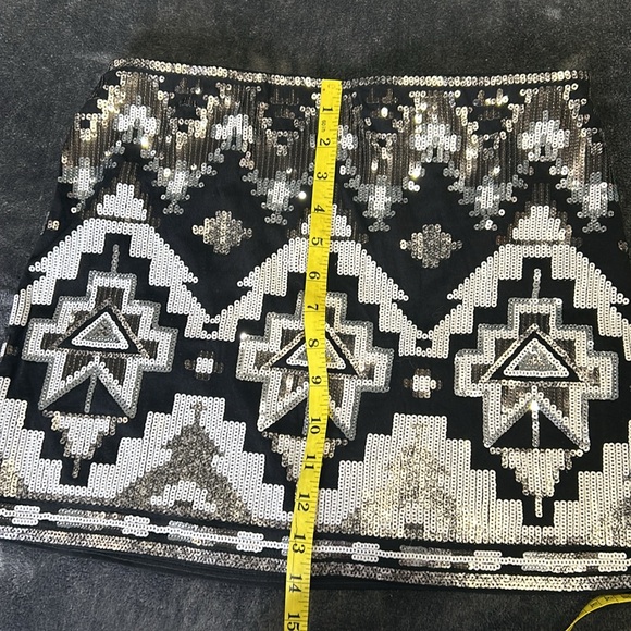 Express mini Aztec shirt black white and silver size XS - Picture 5 of 5